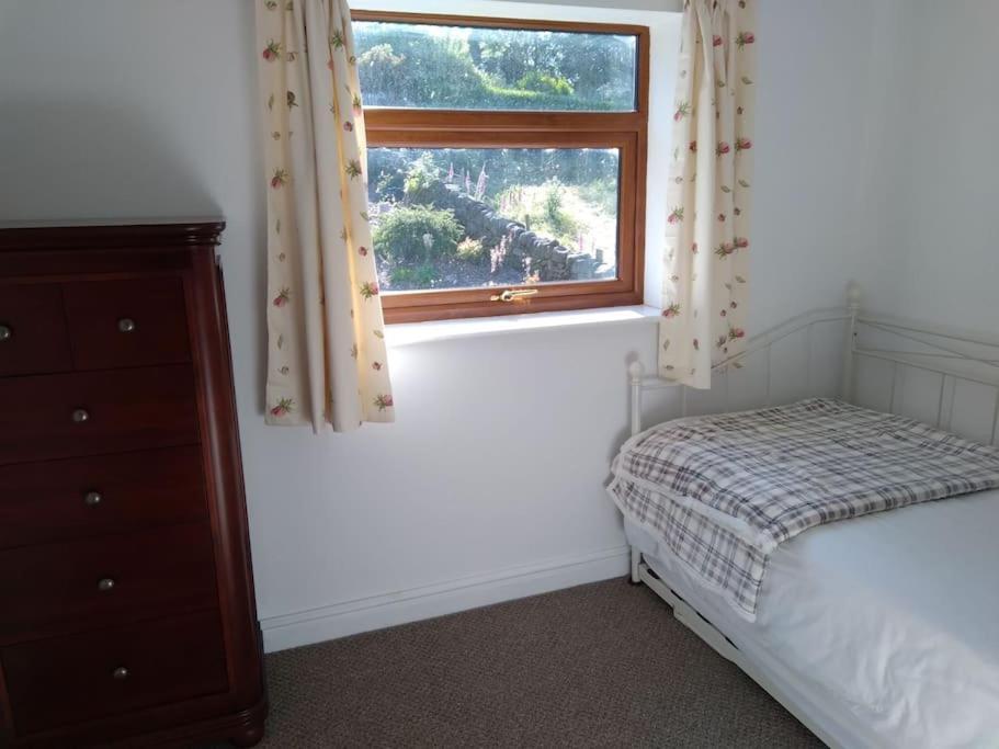 Staycation 3-Bedroom Home With Panoramic Views Free Off Road Parking Endon Esterno foto