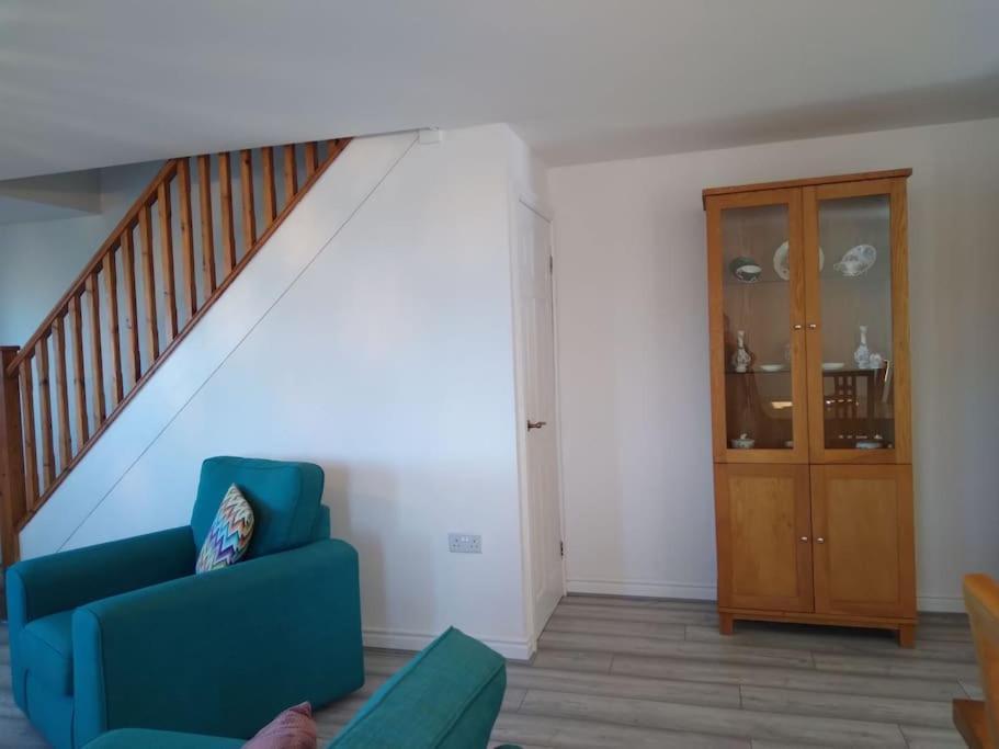 Staycation 3-Bedroom Home With Panoramic Views Free Off Road Parking Endon Esterno foto